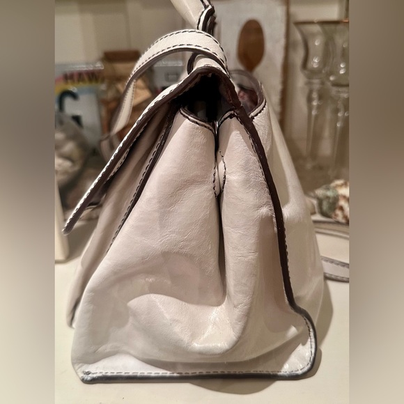 EUC HOBO “Meter” Structured Crossbody Off-White - Picture 4 of 16